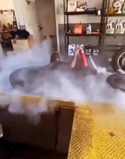 It is advisable to keep the corridors clear in case of emergencies.