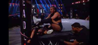 Lola Vice dominated in her own dungeon by Jaida Parker 