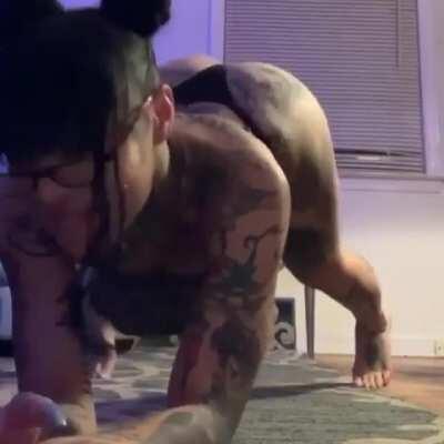 Four point stance twerk