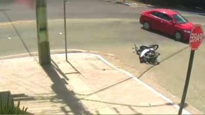 Magic Realism Of Contemporary China 一女子车祸后不幸坠入无盖下水道,目前国家有关部门正介入调查,河南老乡表示非常流汗黄豆