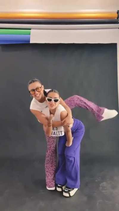 Yassi & Issa Pressman