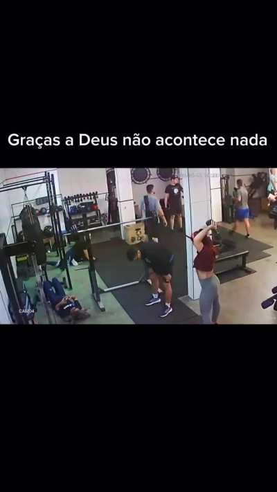 Descuido na academia...