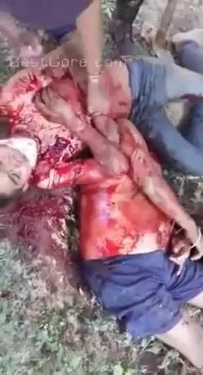 (BODY WARNING) No Mercy in Mexico (Guerrero Flaying)