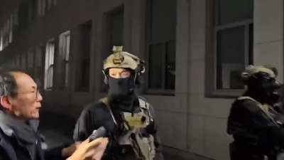 Soldiers arrive at South Korea's parliament after president declares martial law