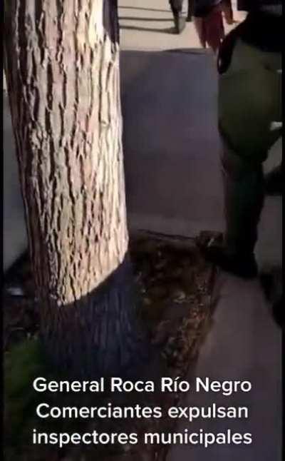 Monotributistas vs empleados públicos