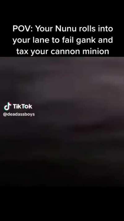 SoloQ at 2 am hits different