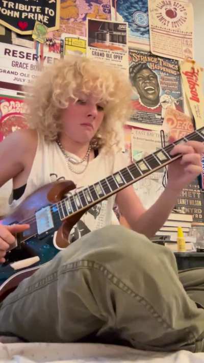 Guitar over J.Cole “foldin clothes”