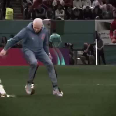 Premier League trophy, Welcome to The Arne Slot Penitentiary.