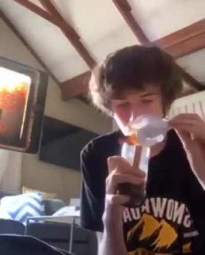 WCGW while trying to light a bong with a piece of paper.