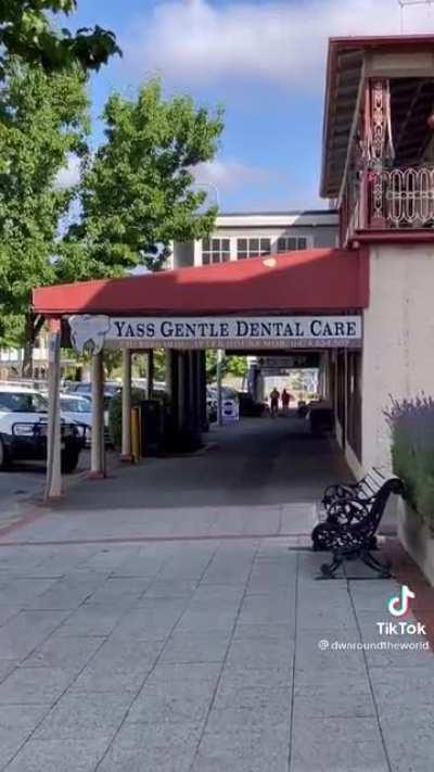 Suddenly gay town in 🇦🇺