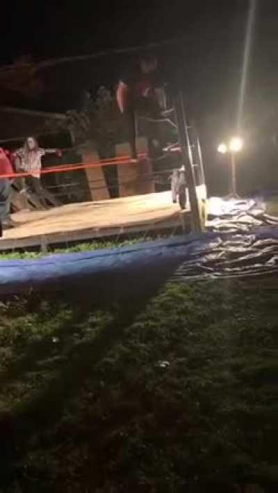 Legs dont bend that way caw caw