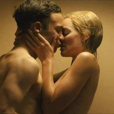 Margot Robbie Nude from Dreamland