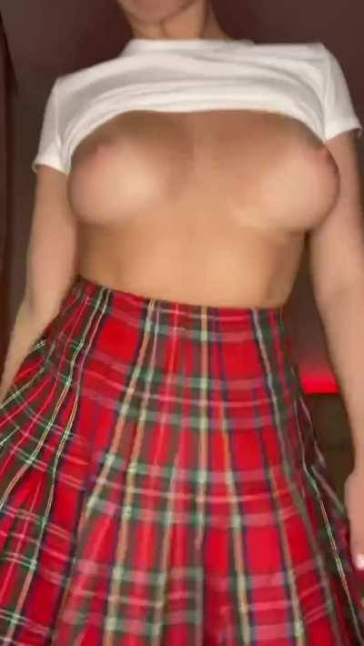 Some Russian boobs to make your mood better today