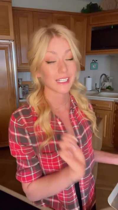 Christmas baking with Kat via Instagram 12/25/2023 