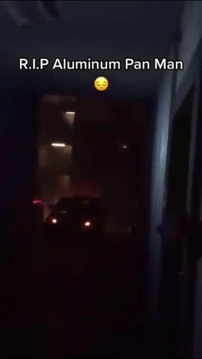 An umbrella don’t protect me against the rain properly, let me use this metal thing instead