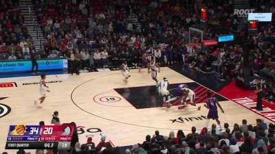 [Highlight] Blazers and Suns completely forget how to play basketball for 20 seconds