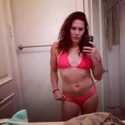MMA fighter Cat Zingano