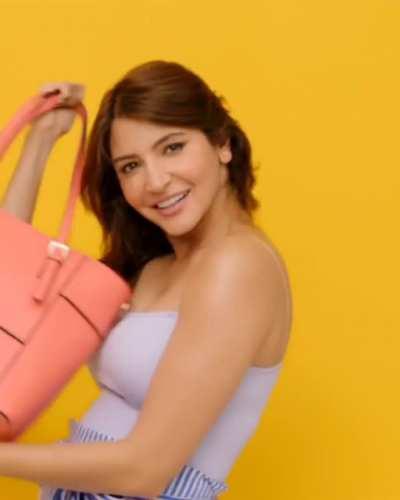 Anushka bhabhi bouncing 🥵✊🏻💦