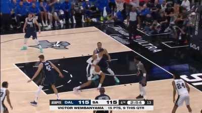 [Highlight] Grant Williams shows how to guard Wemby