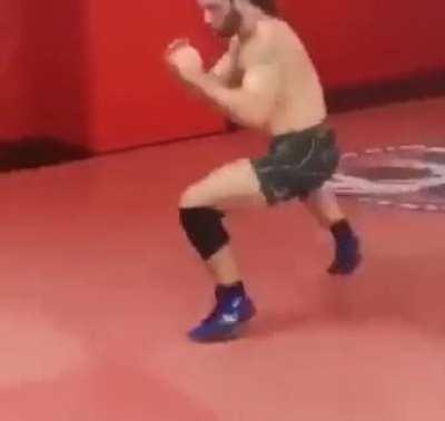 crouch dash in training mode vs crouch dash in ranked shenanigans