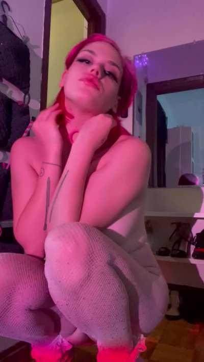 I am definitely a fuck doll