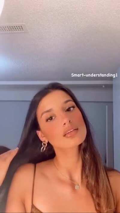 Can a brown girl get some love ☺️