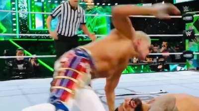 Michael Cole saying “finished. the. story.” in time with the 3-count is PEAK CIMEMA. 🎦