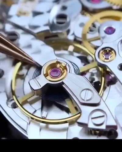 Full restoration of a damaged Rolex