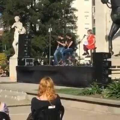 la libertad avanza pu#$%