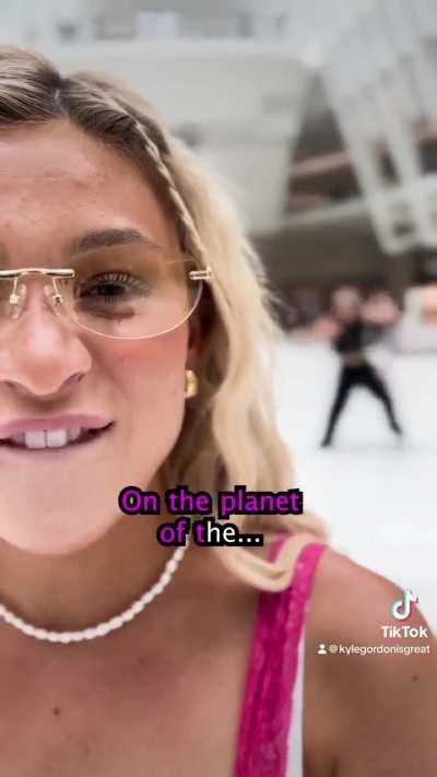 anyone else miss 90’s eurodance?😭