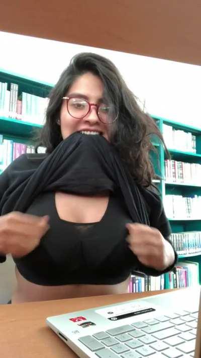 Desi Girl Showing Her Busty Melons🥵 At LIBRARY🔥| LINK IN COMMENT 👇‼️