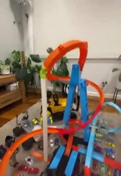 WCGW playing with hot wheels