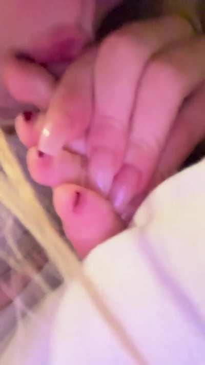 had to suck my toes myself since so no one else would. dm for full video