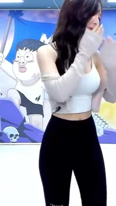 Anyone know her name?