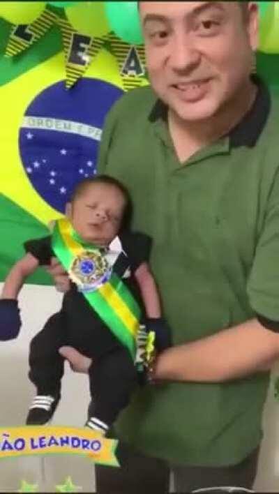 Imagine fazer festa de aniversário com bolsonaro como tema