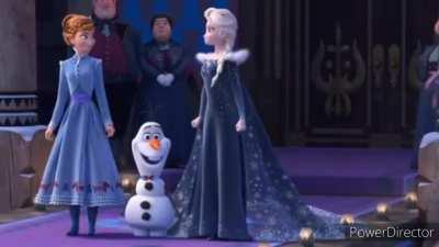 Elsa hopping in excitement for Christmas is one of the most adorable things ever.