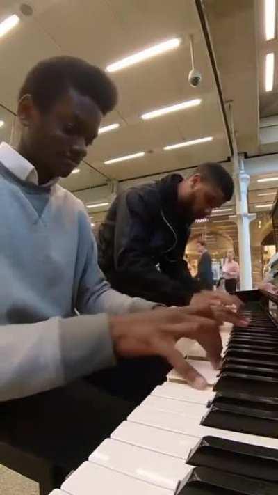 That look on his face when the second guy sat down! So cute