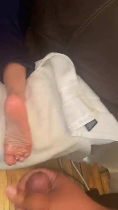 Secret cum on soles