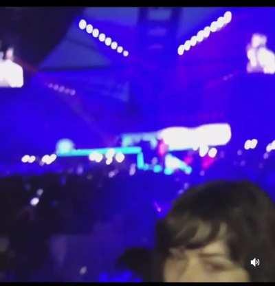 The starboy experience lil uzi , Travis scott , cash and Selena gomez flexing and watching the weeknd perform!