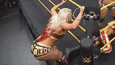 I hate that Alexa is getting body shamed, Alexa doesn’t deserve it. Anyway here’s Alexa in NXT