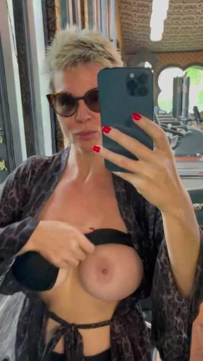 [F]50 Milf lovers wanted