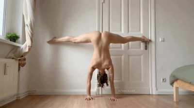 shhhh. the wall isn’t there [f]