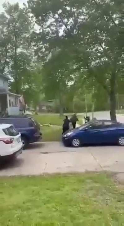 She went full ACAB 😂