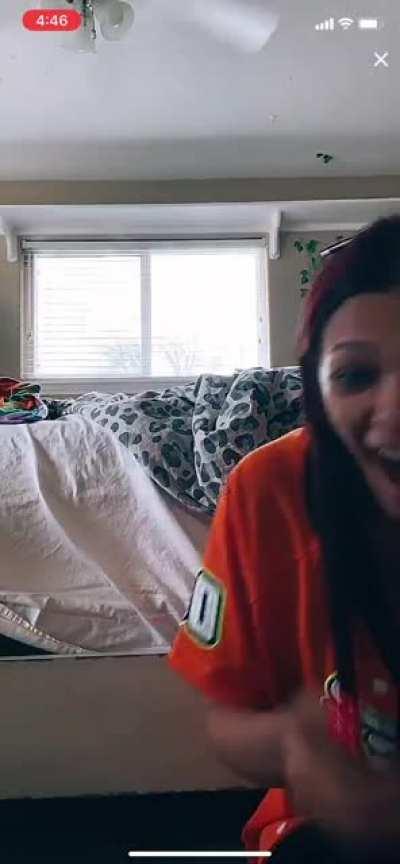 she bold for that one