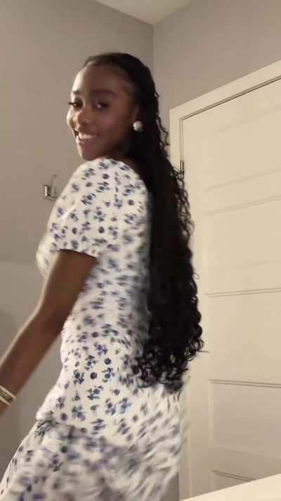 Hip Movement w/ Subtle Jiggles