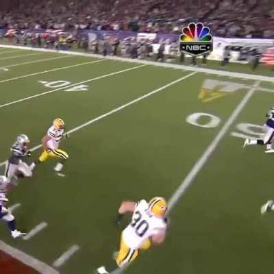 [Highlight] Patriots OL Dan Connolly has one of the most unexpected kick returns in NFL history