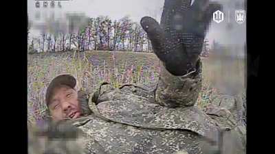 Ukrainian Birds of the Magyar hit many russian soldiers using FPV drones