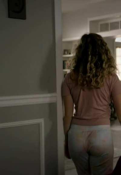 Brec Bassinger and her booty