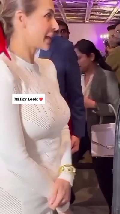 Malaika Arora Milky Body Shape 🤍🔥