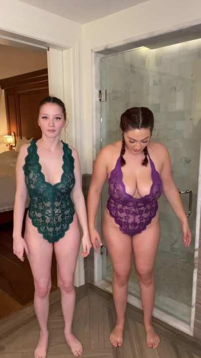 Two are better 💦than one , hawwties 🍈🍈